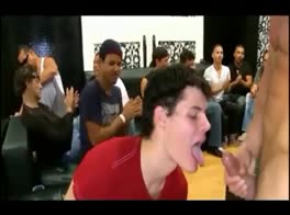 BLOWJOB FROM STRIPPER